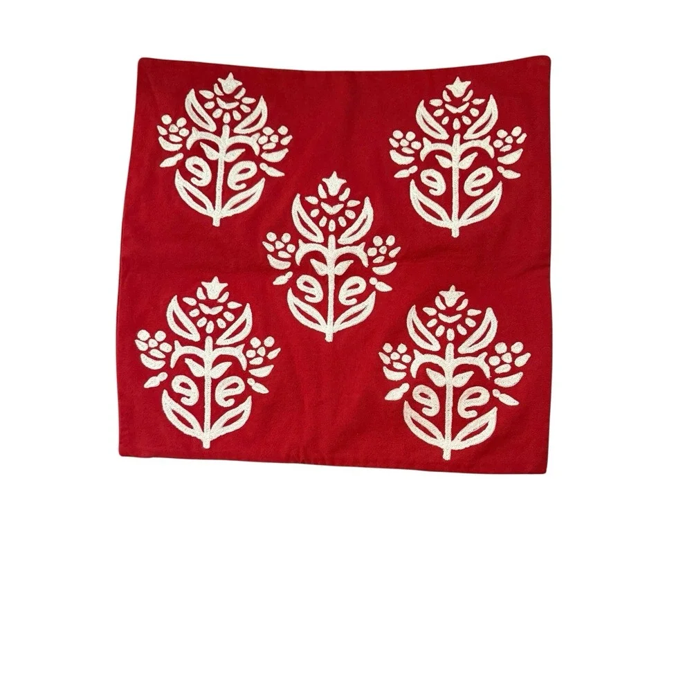Pottery Barn Red Kyla Pillow Slip Case Embroidered White Medallion 18x18